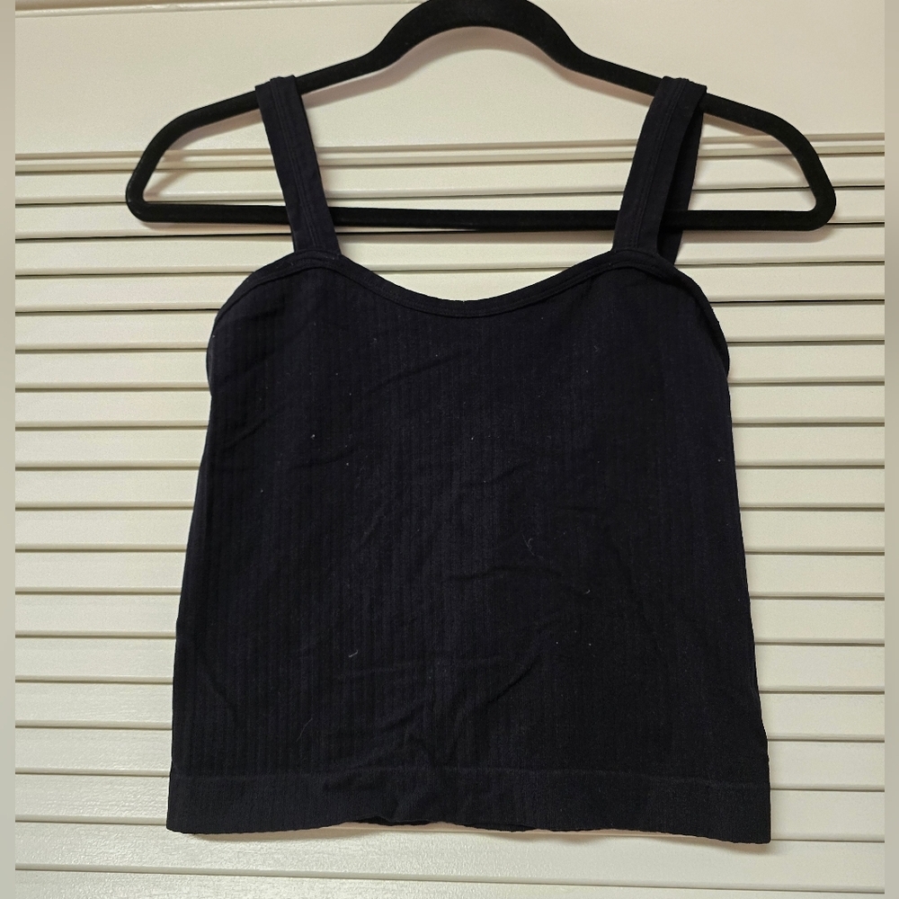 One Step Up - Black Sleeveless Ribbed Crop Top